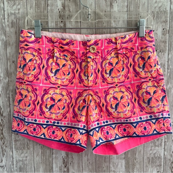 Lilly Pulitzer Callahan Pink Patterned Shorts 00 - Picture 1 of 4
